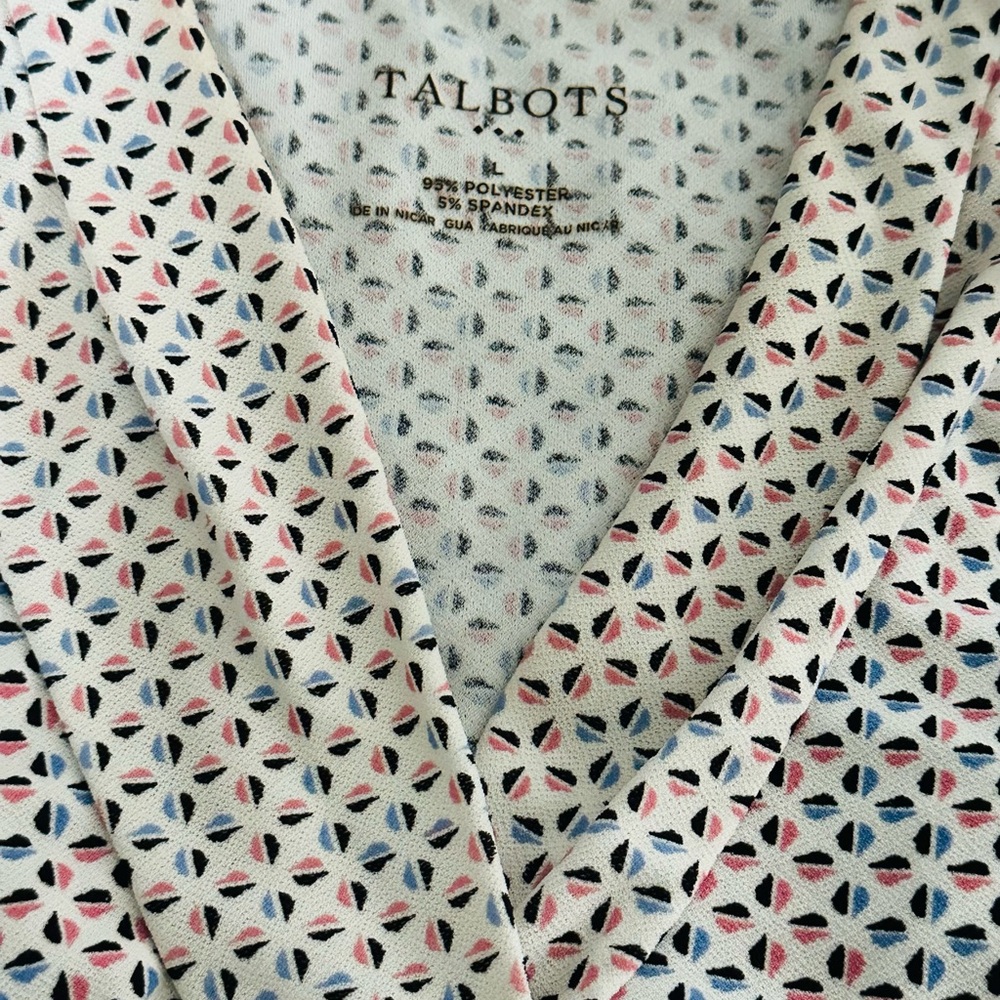 Talbots White and Blue Patterned Top - Picture 4 of 4